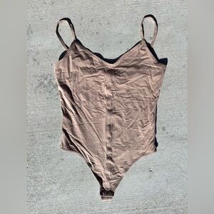 Everlane Cami Bodysuit Women's M Supima Cotton Brown V Neck Adjustable Straps